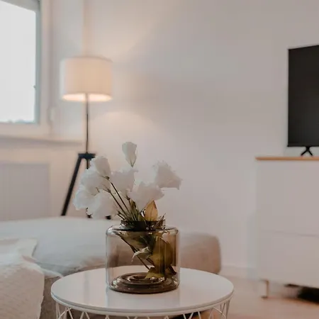 Mit Kueche- Arbeitsplatz Und Xxl Sofa By Interhome
