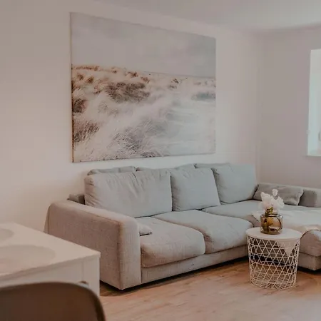 Mit Kueche- Arbeitsplatz Und Xxl Sofa By Interhome * ノイス