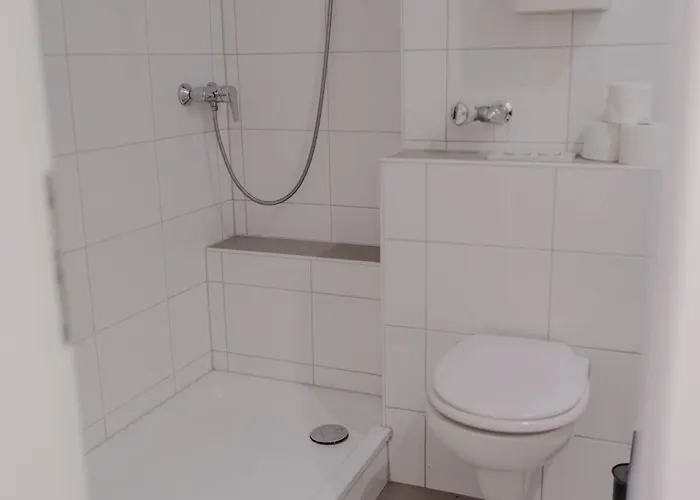 Mit Kueche- Arbeitsplatz Und Xxl Sofa By Interhome Neuss